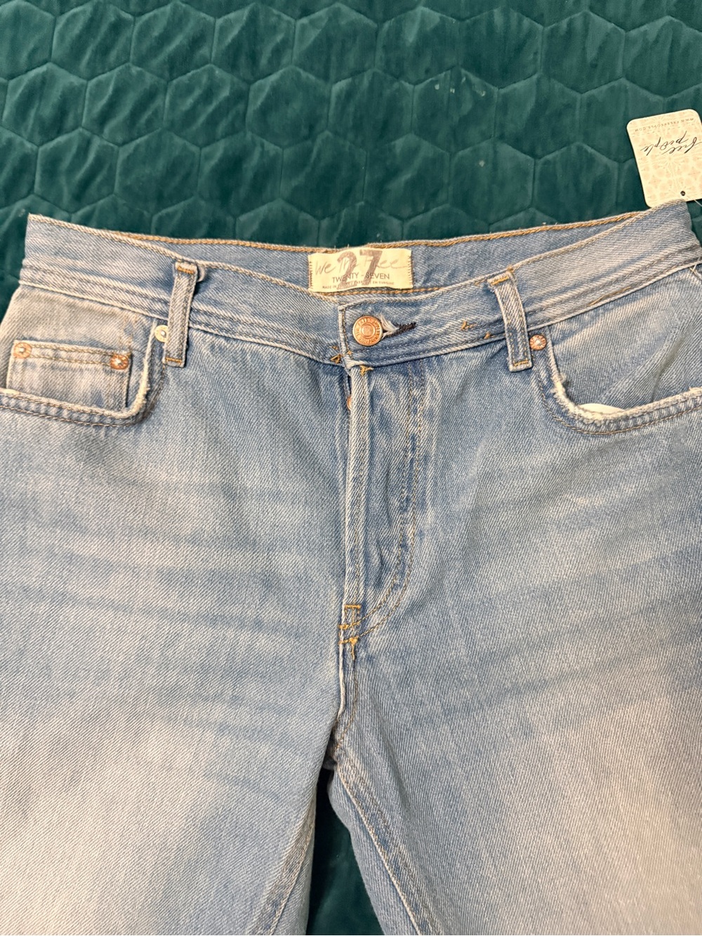 Free People 27 NEW NWT Light Blue Distressed Straight Leg Jeans - Picture 3 of 6